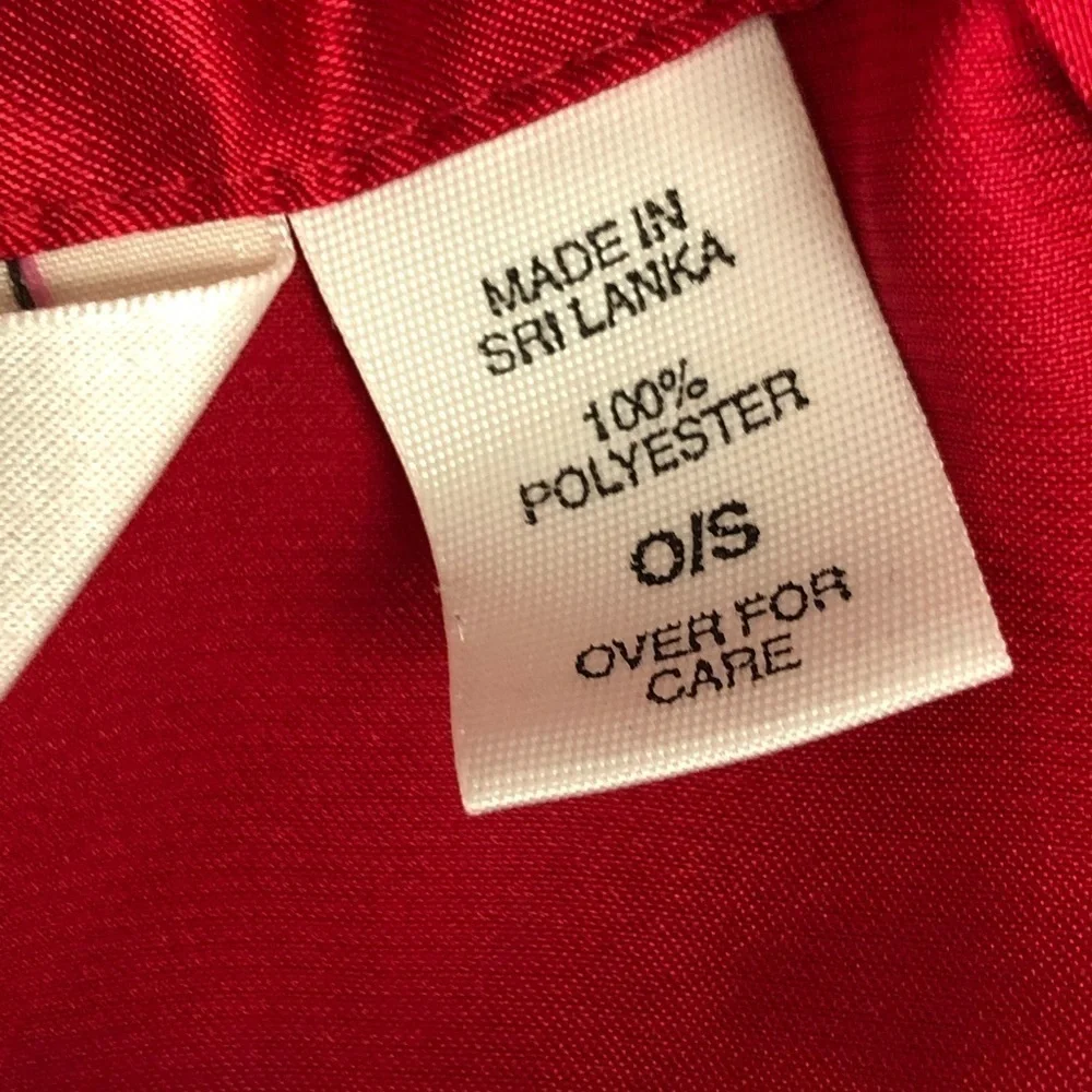 𝅺Victoria’s Secret red silky short kimono robe
